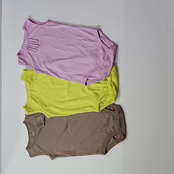 Carter's Set of 3 Onesie's - Picture 5 of 5